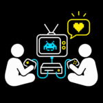 Zwei stilisierte Figuren sitzen einander gegenüber und spielen ein Videospiel auf einem alten Röhrenfernseher. Die Figuren halten jeweils einen Controller und sind durch Kabel mit einer Spielkonsole verbunden. Auf dem Bildschirm ist ein blaues Pixel-Alien aus einem Retro-Spiel zu sehen. Über der rechten Figur schwebt eine Sprechblase mit einem gelben Pixel-Herz. Der Hintergrund ist schwarz.